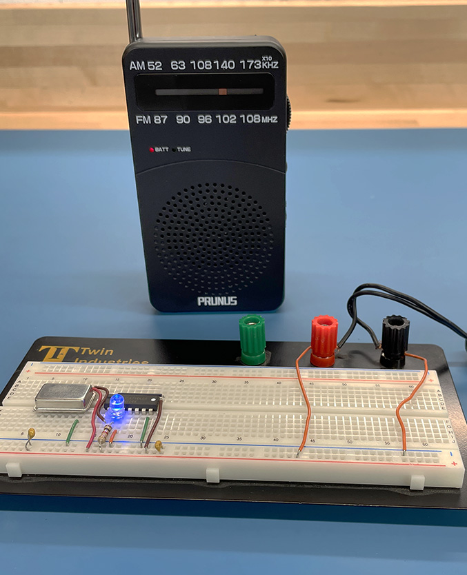 switching circuit and an FM radio